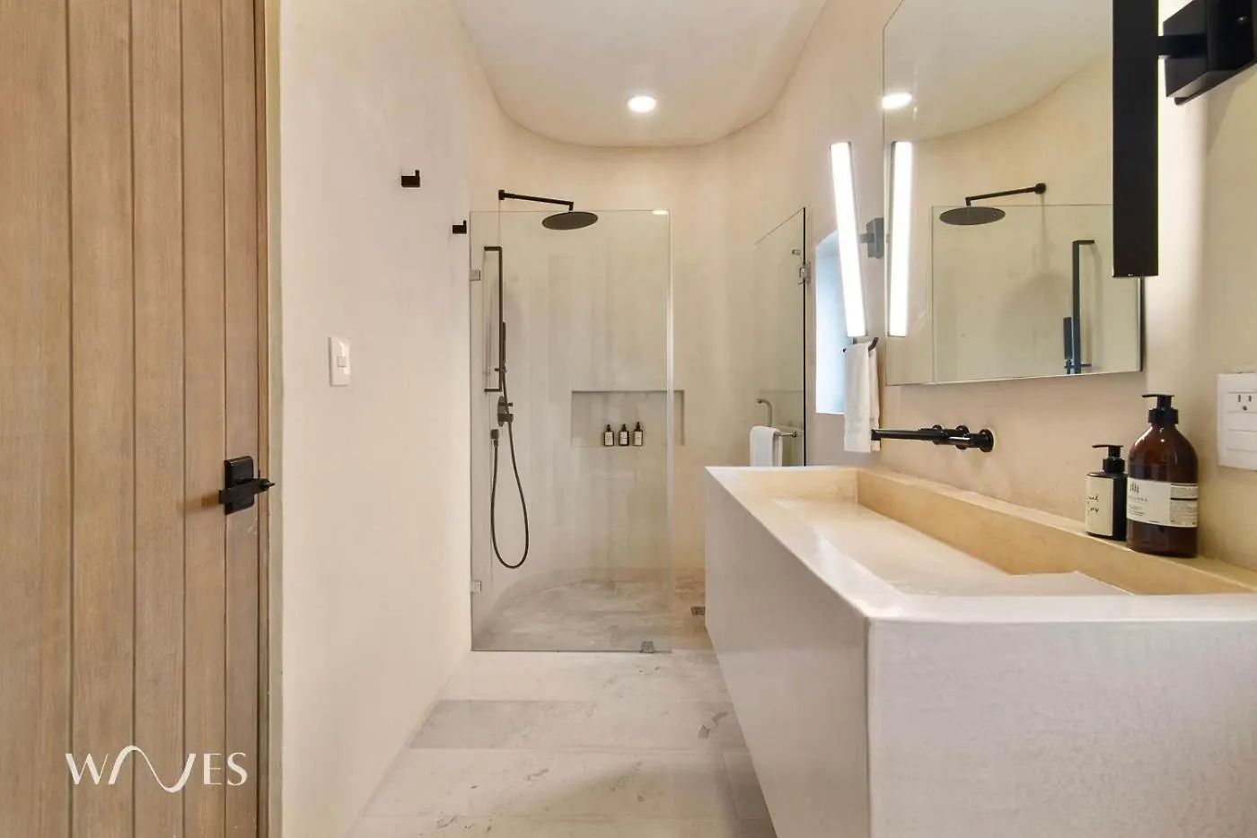 Prime 5Th Ave Stay - 4Br With King Beds & City Views Playa del Carmen Appartement
